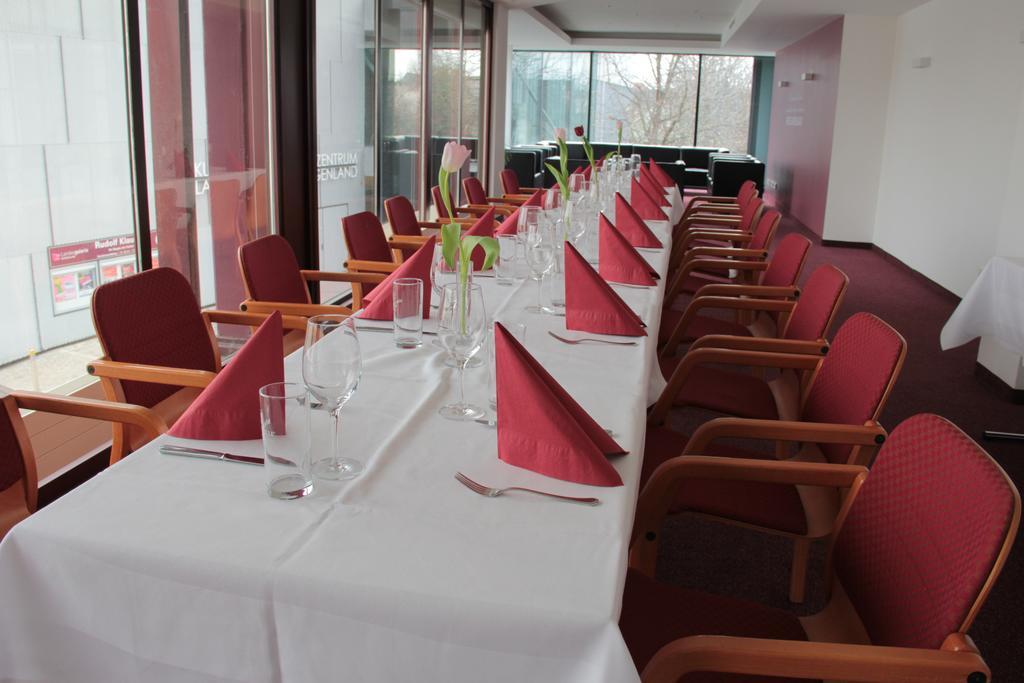 Hotel Burgenland Eisenstadt Bagian luar foto