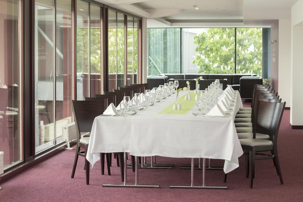 Hotel Burgenland Eisenstadt Bagian luar foto