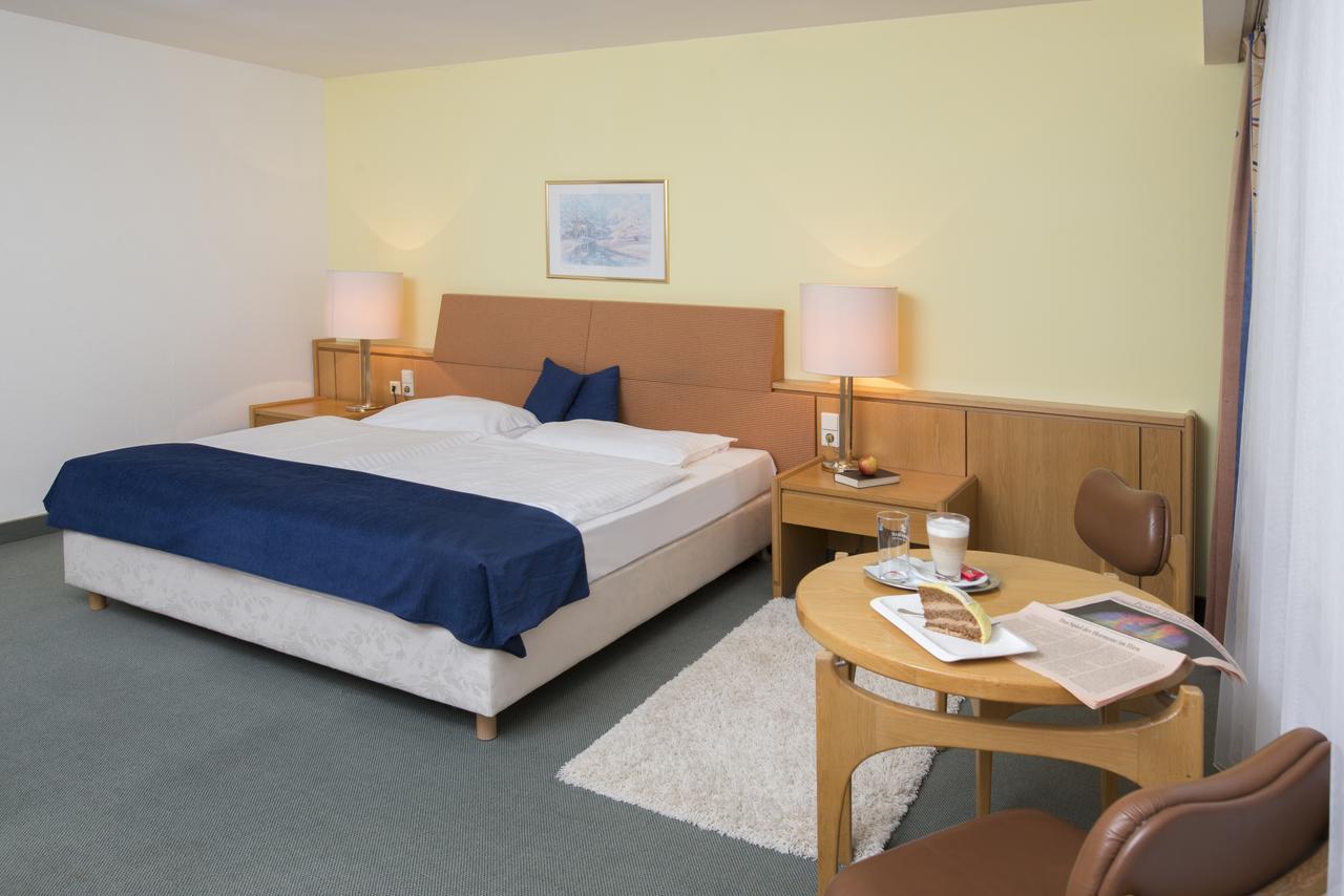 Hotel Burgenland Eisenstadt Bagian luar foto